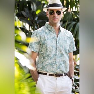 Palm Leaf Button Down Short Sleeve Shirt, Mens, Like New